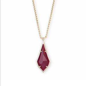 Kendra Scott Olivia Pendant Necklace